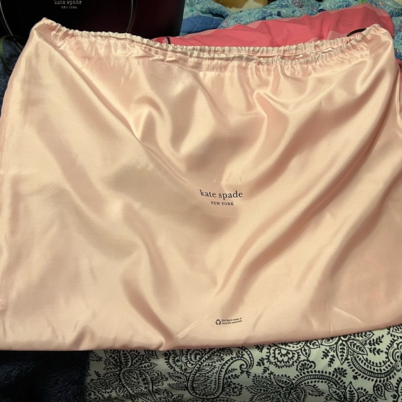 Disney X Kate Spade New York Minnie Mouse Tote Bag - Picture 8 of 8